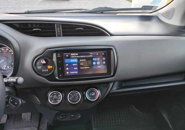 Toyota Yaris cena 49900 przebieg: 134000, rok produkcji 2020 z Trzebinia małe 781